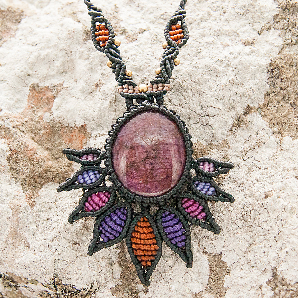 Akasha Macrame Pendant necklace with Star Ruby Gem Stone handmade embroidered artisanal jewellery jewelry front close up