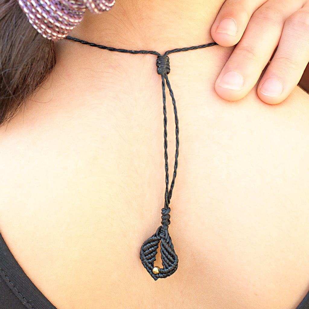 Small Mandala Macrame Pendant necklace with Labradorite Gem Stone handmade embroidered artisanal jewellery jewelry back