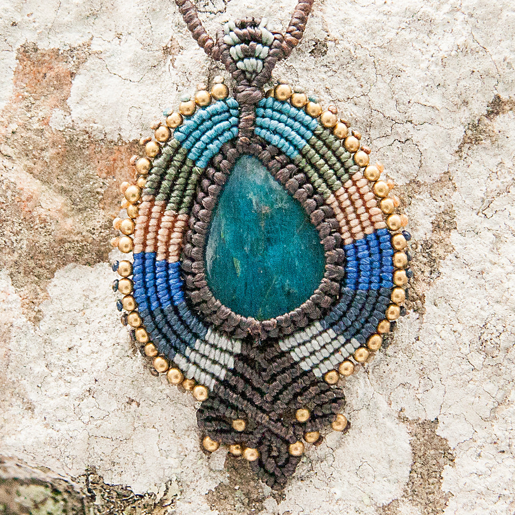 Mayura Macrame Pendant necklace with Kyanite Gem Stone handmade embroidered artisanal jewellery jewelry front detail