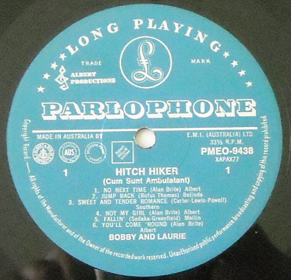 Bobby And Laurie : Hitch Hiker (Cum Sunt Ambulant) (LP, Mono, RE)