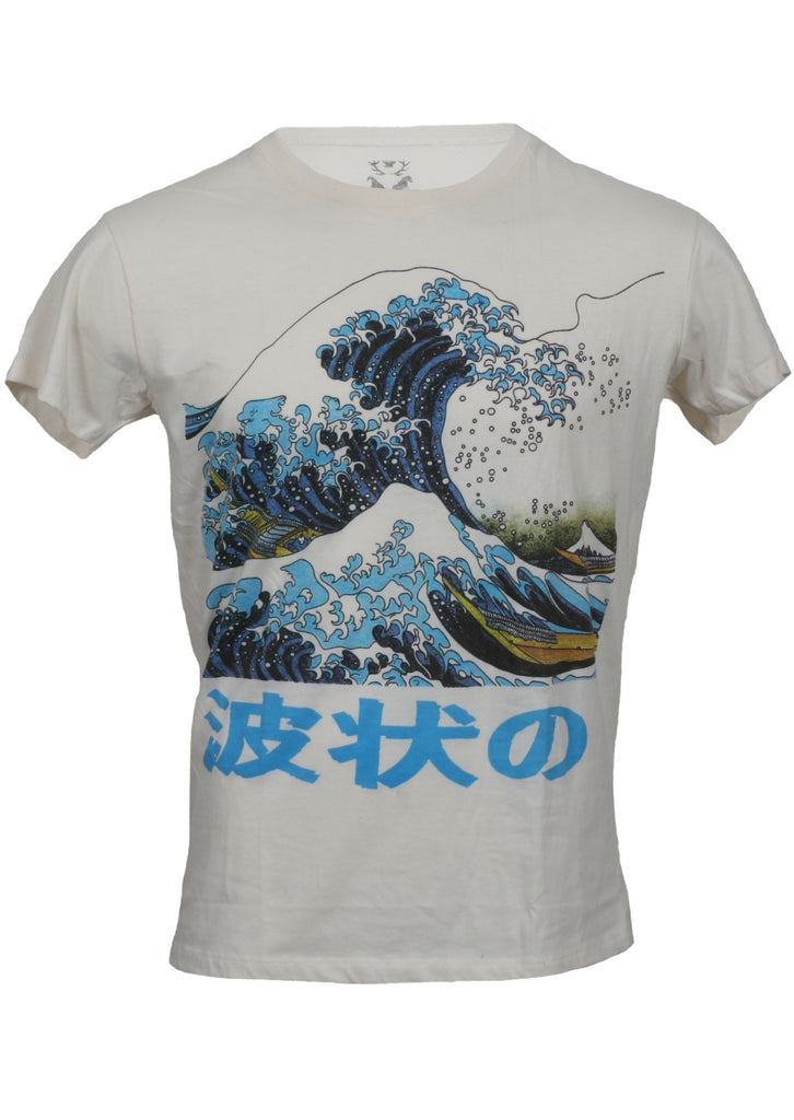 White t-shirt Great Wave off Kanagawa front